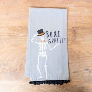 NWT Halloween Funny Dish Towel with Skelton